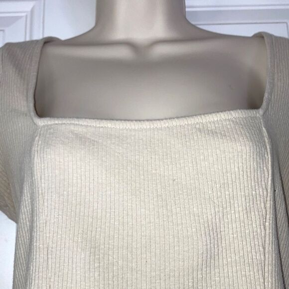 URBAN OUTFITTERS Crop Top Square Neck Cap Sleeves Ribbed Cream Womens Large - Picture 3 of 10